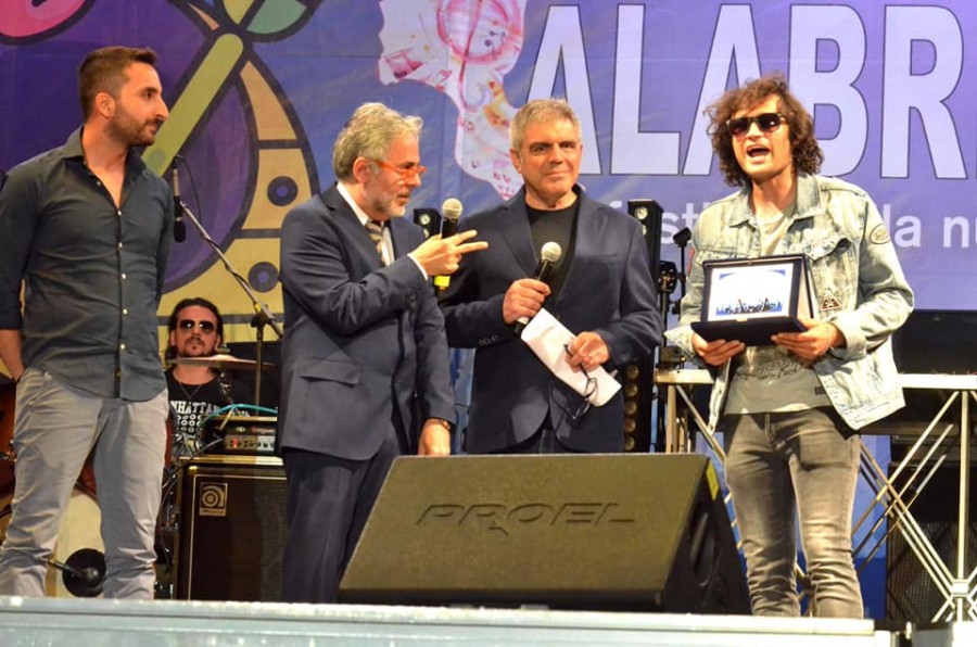 Trionfo per il “Calabria Fest – Tutta Italiana” - Tra i premi anche quello Assomusica "Per la Migliore Esibizione Live"