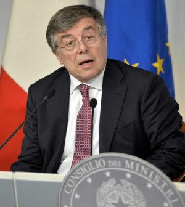 Zanonato: Siamo al punto di non ritorno. L'obiettivo è eliminare l'aumento dell'Iva